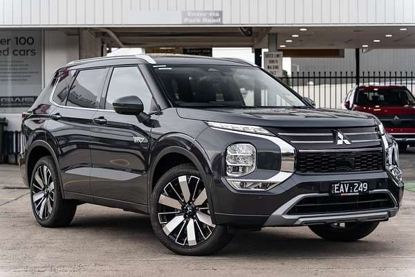 2025 Mitsubishi Outlander