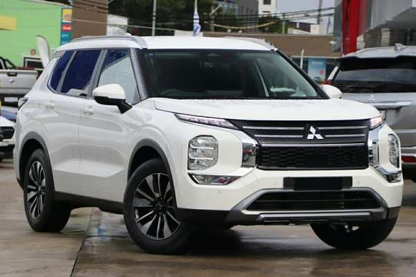 2025 Mitsubishi Outlander